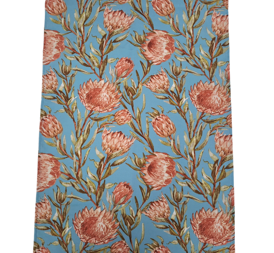 Table Runner Blue Protea